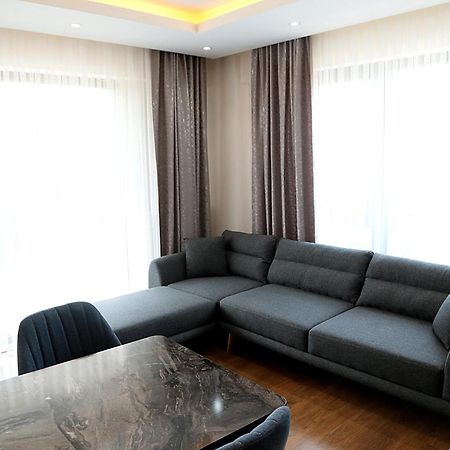 Flower City Suits Aparthotel Γιάλοβα Εξωτερικό φωτογραφία