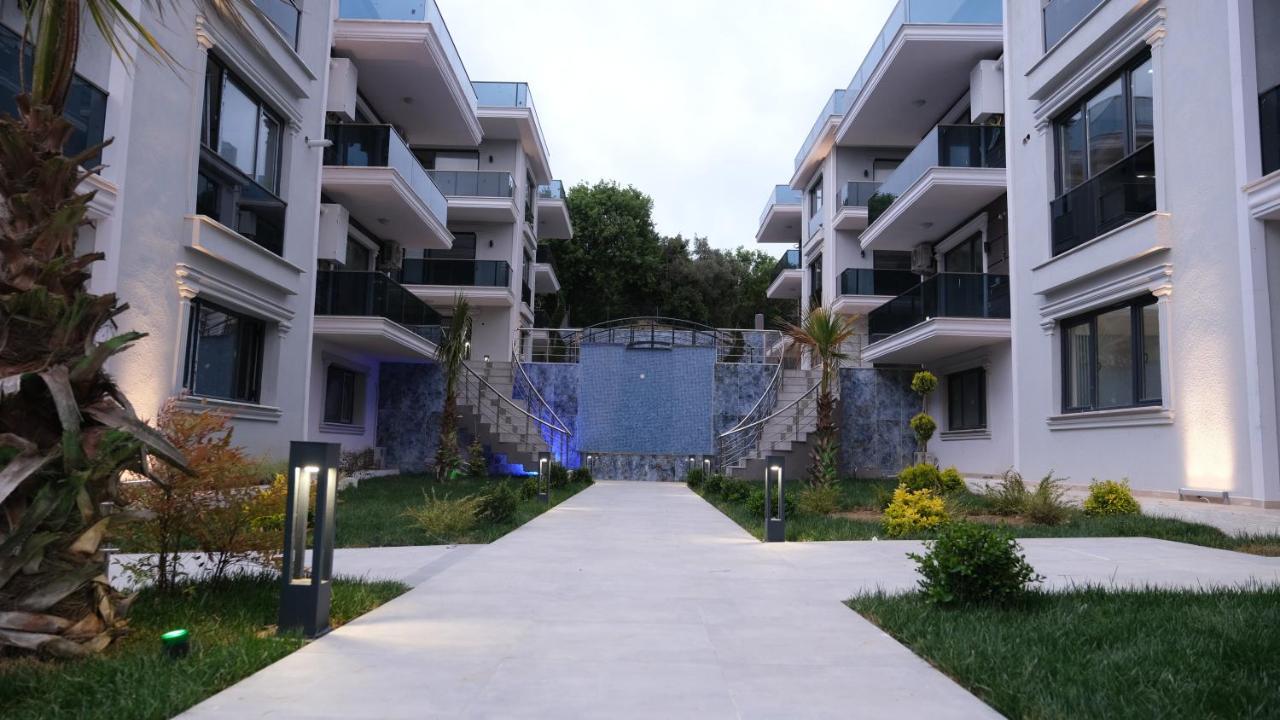 Flower City Suits Aparthotel Γιάλοβα Εξωτερικό φωτογραφία
