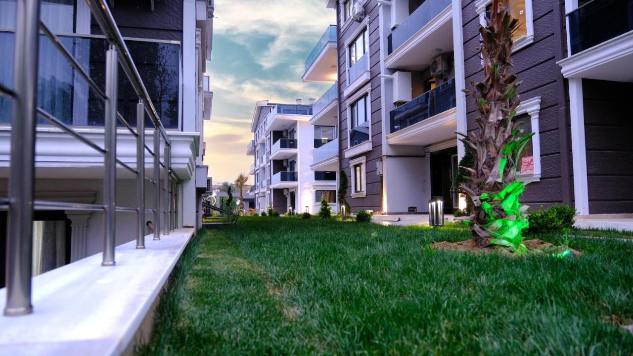 Flower City Suits Aparthotel Γιάλοβα Εξωτερικό φωτογραφία