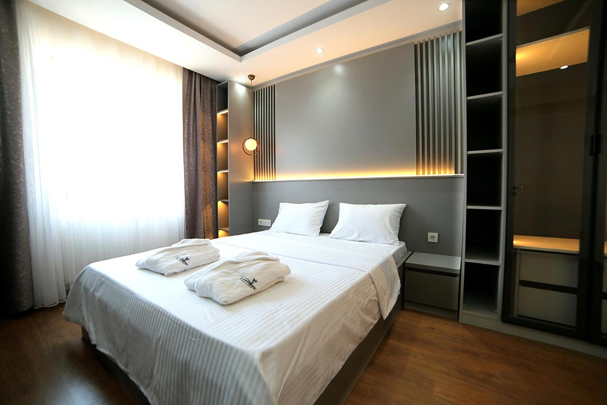 Flower City Suits Aparthotel Γιάλοβα Εξωτερικό φωτογραφία